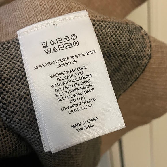 Tahari Beige and Black Knit Poncho - Picture 7 of 8